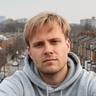 Lukas B.